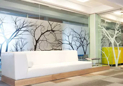 Vinyl Sticker Printing in Dubai | Custom Durable Stickers