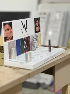 acrylic company in dubai