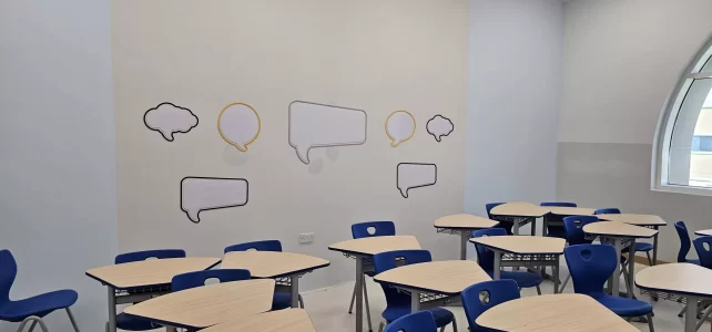 custom wallpaper dubai